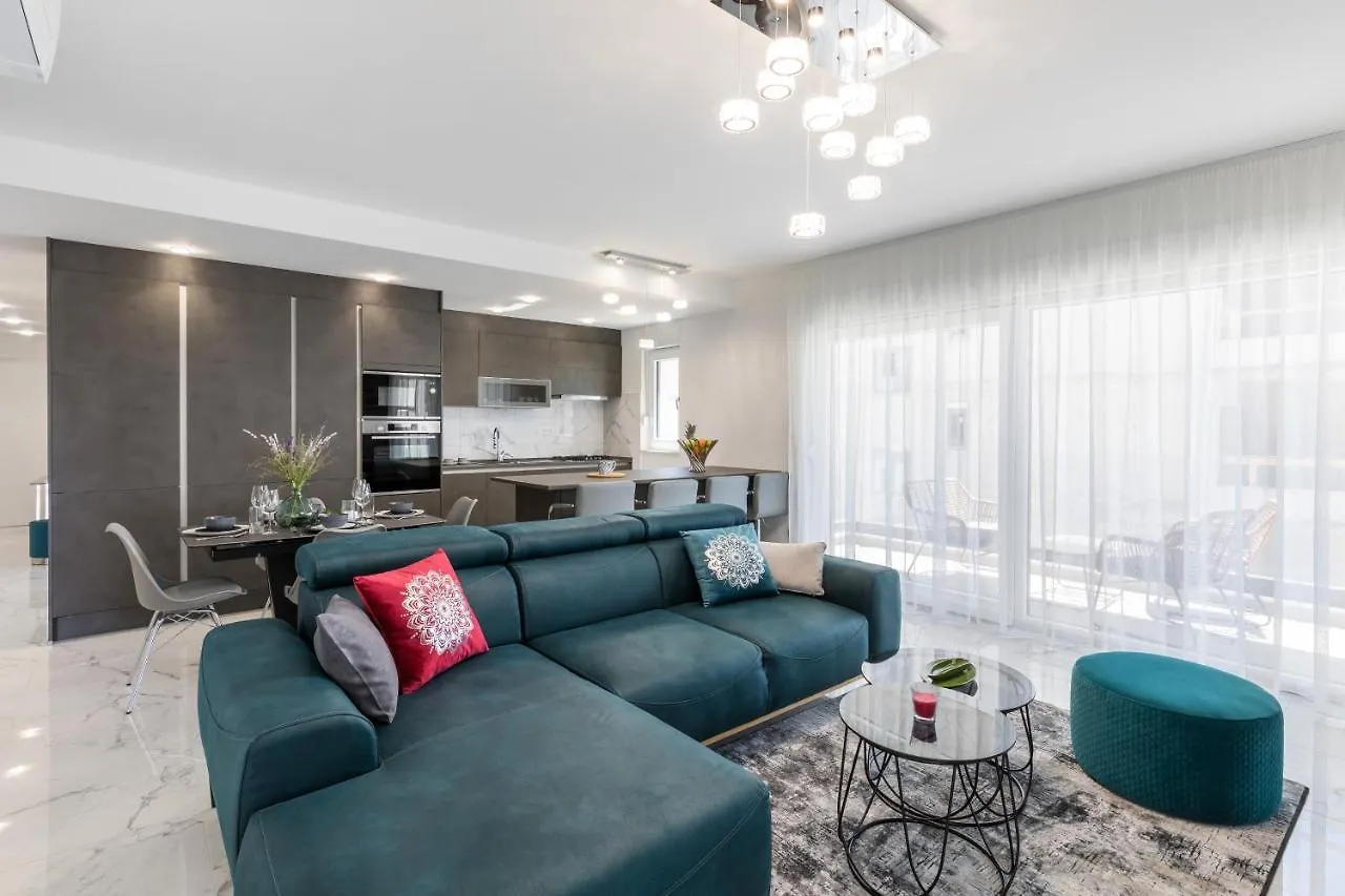 Elysian Zen Luxury Apartment - Two Bedroom Apartment With Terrace And Sea View Split